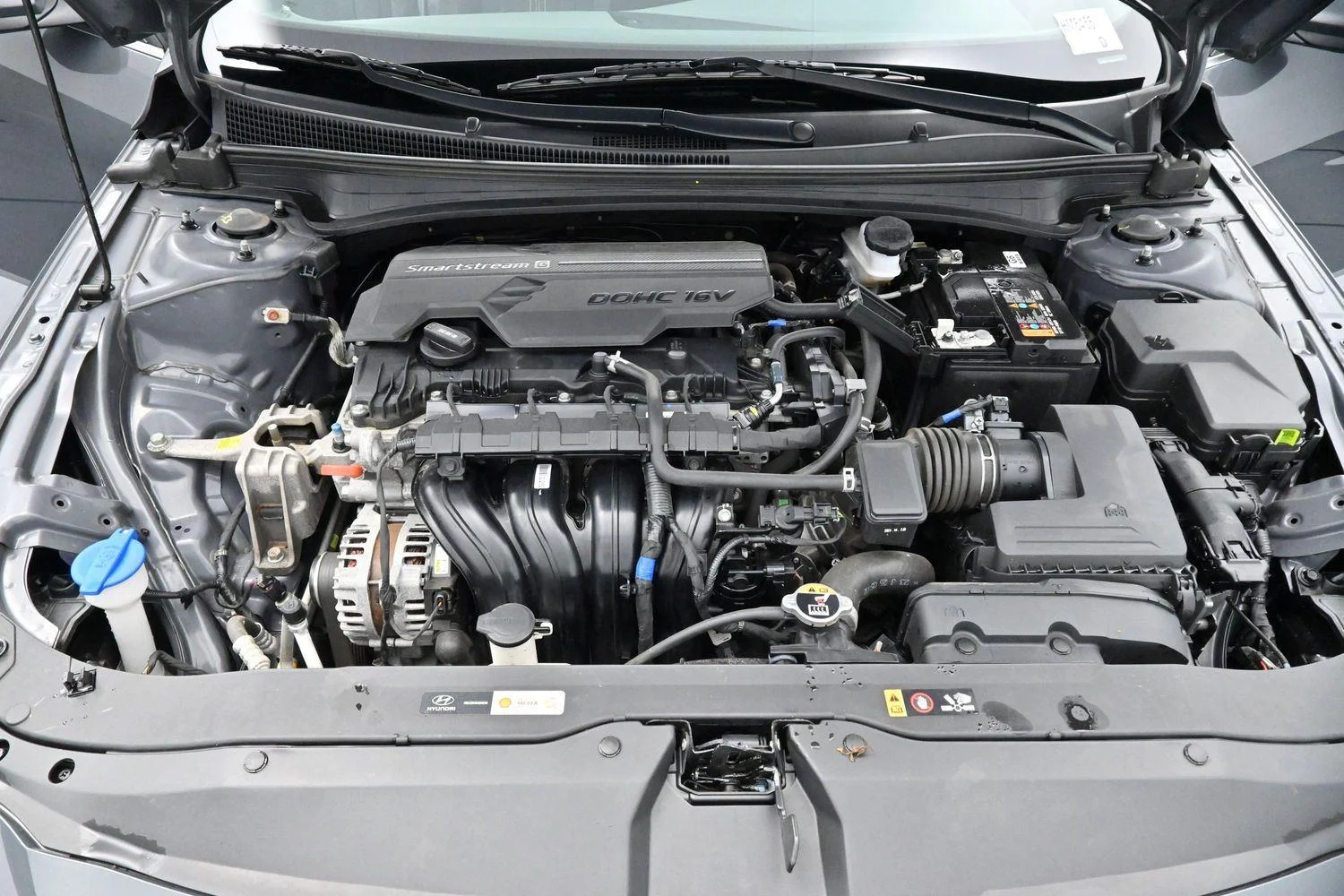 Used 2024 Ecotronic Gray Hyundai SEL image 37