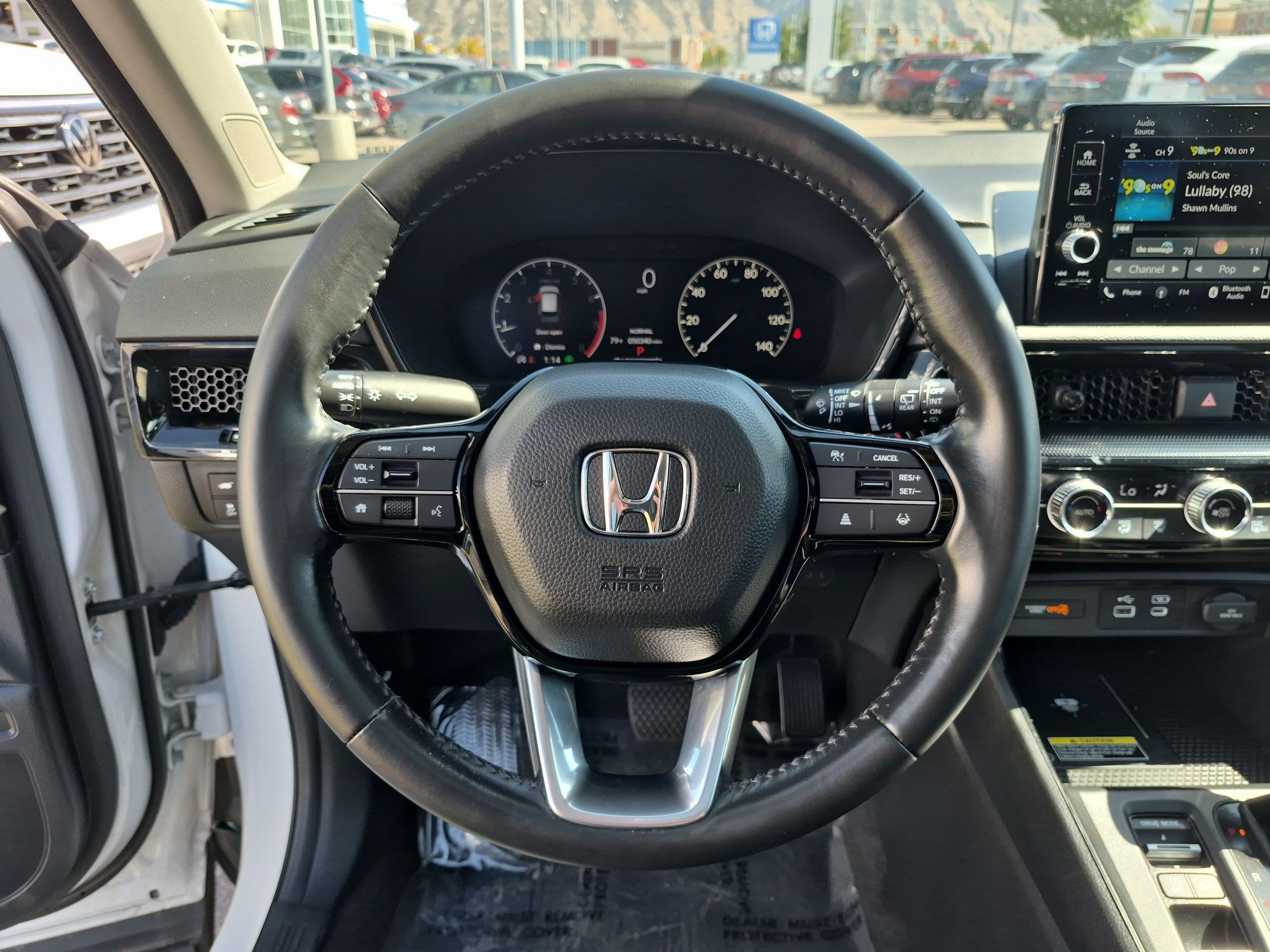Used 2024 Platinum White Pearl Honda EX-L image 18