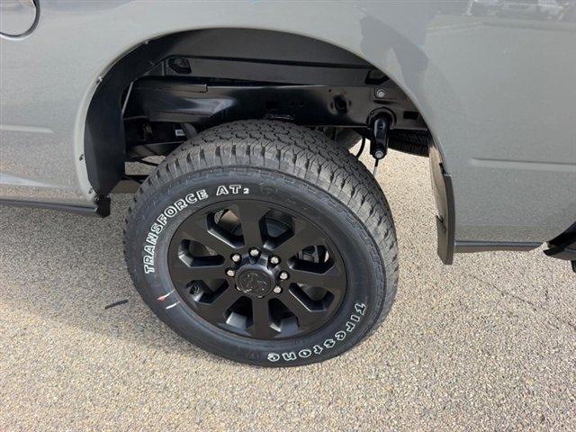 New 2027 Ceramic Gray Clear-Coat Exterior Paint RAM Laramie image 7