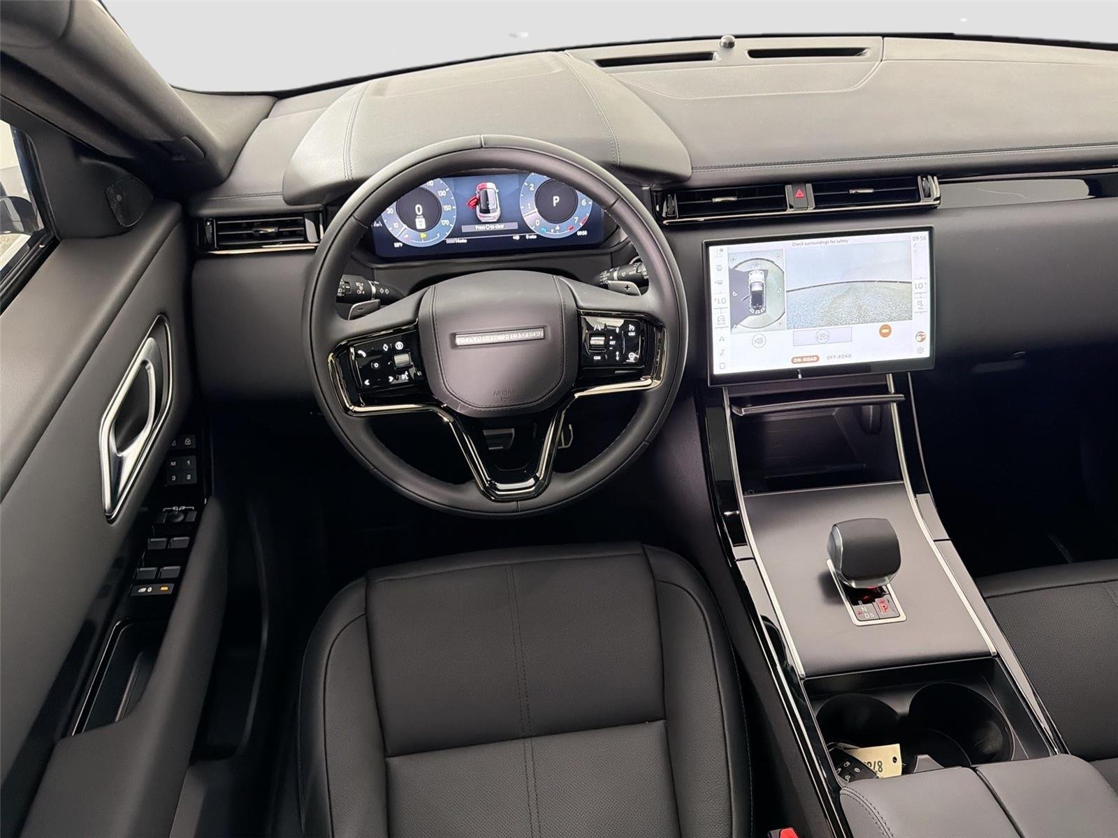New 2026 Fuji White LAND ROVER Dynamic SE image 22
