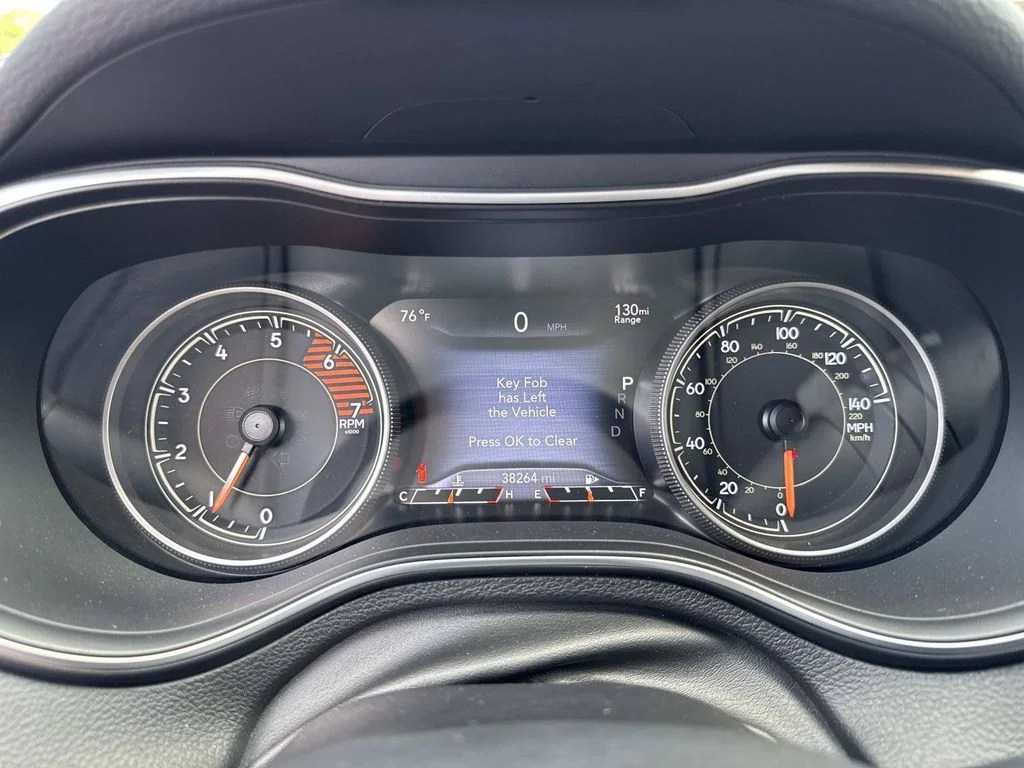 Certified Used 2019 Crystal Metallic Jeep Limited image 27