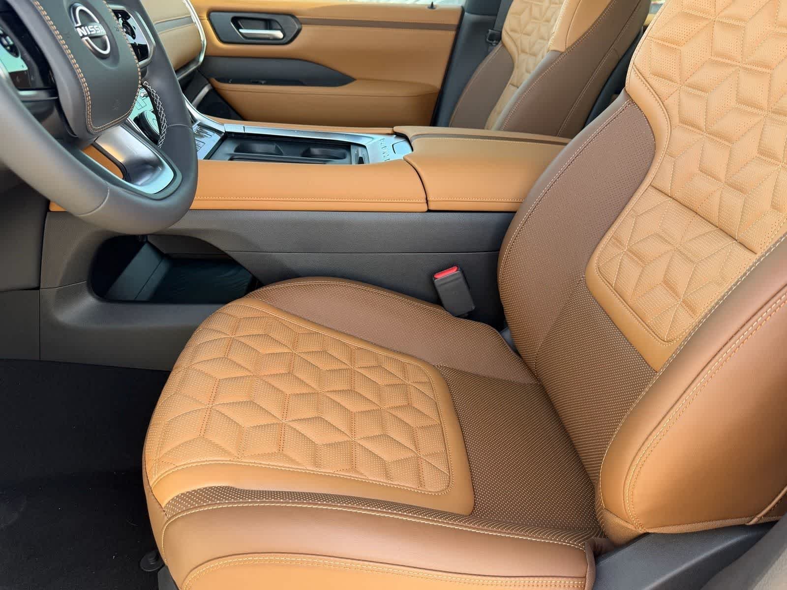 New 2026 Everest White TriCoat Nissan Platinum Reserve image 20