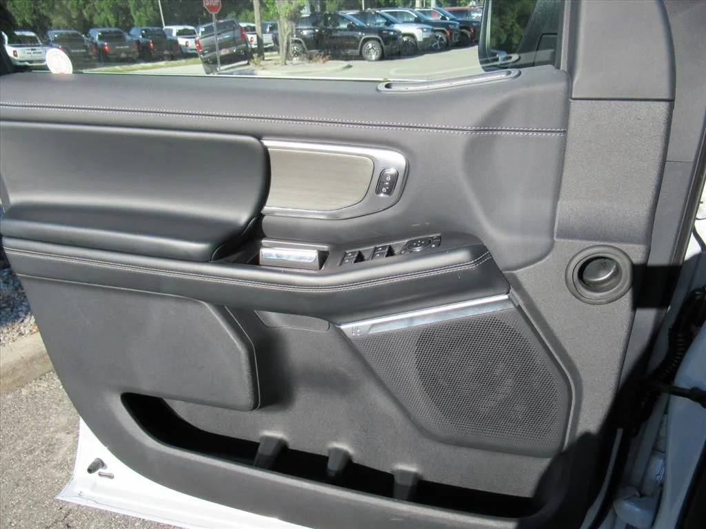 Used 2025 Silver Ford Platinum image 20