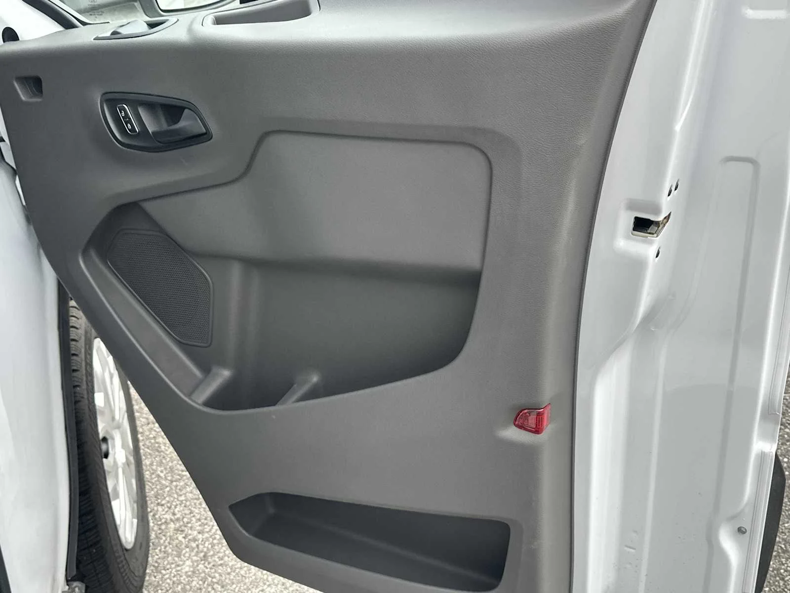 2024 Ford Transit Cutaway Base - Photo 16