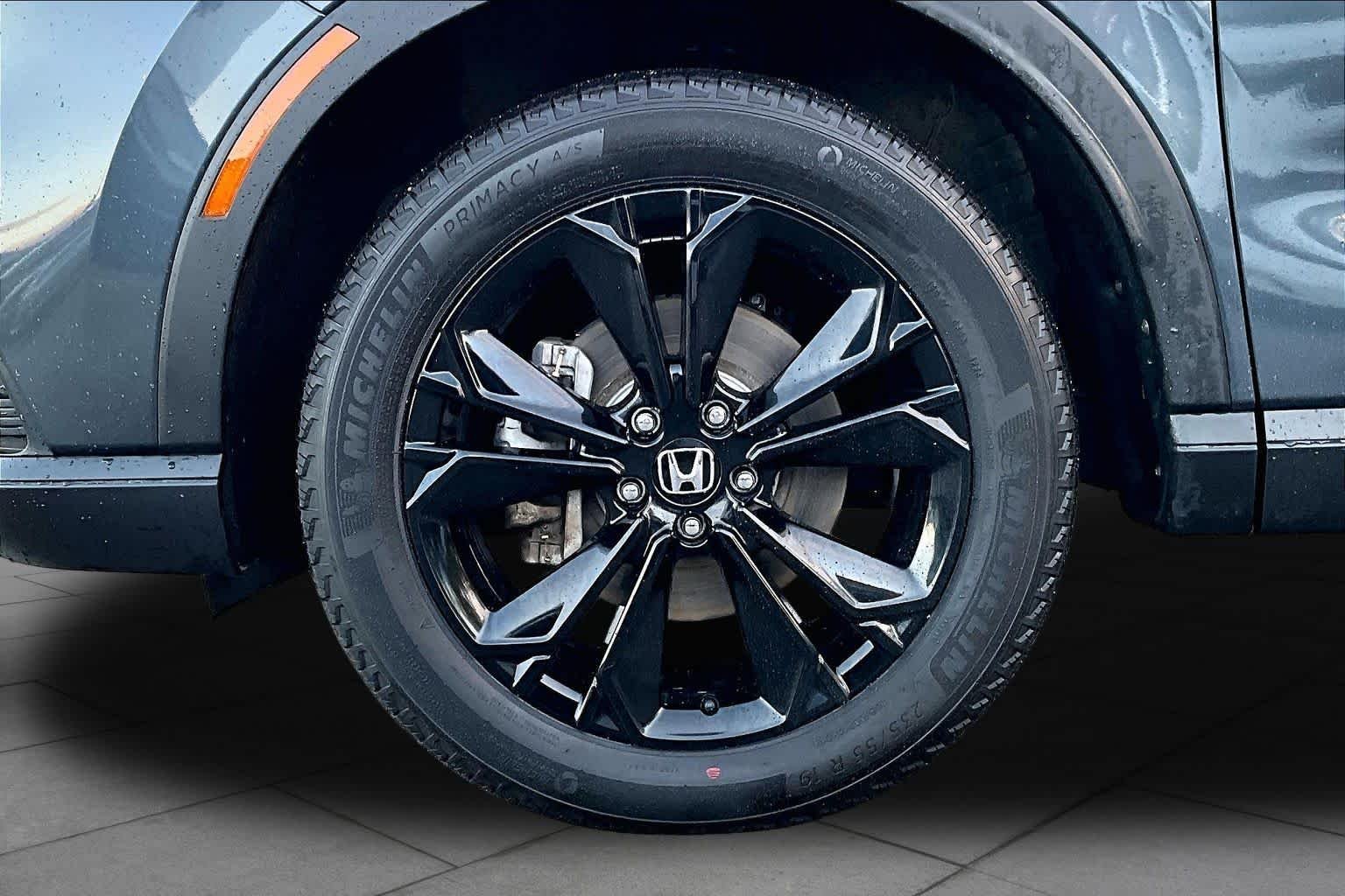 Certified Used 2026 Meteorite Gray Metallic Honda AWD Sport Touring Hybrid image 11