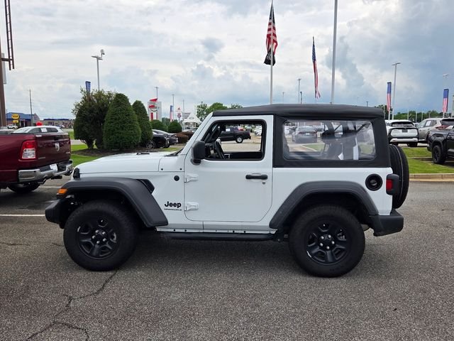 Used 2025 White Jeep Sport image 4
