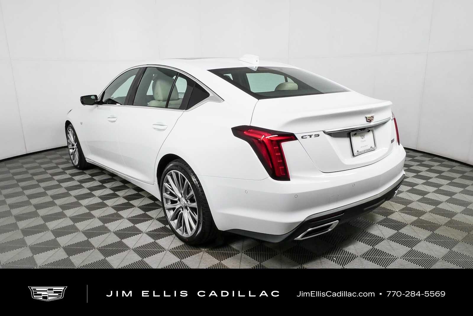 New 2026 Summit White Cadillac Premium Luxury image 29