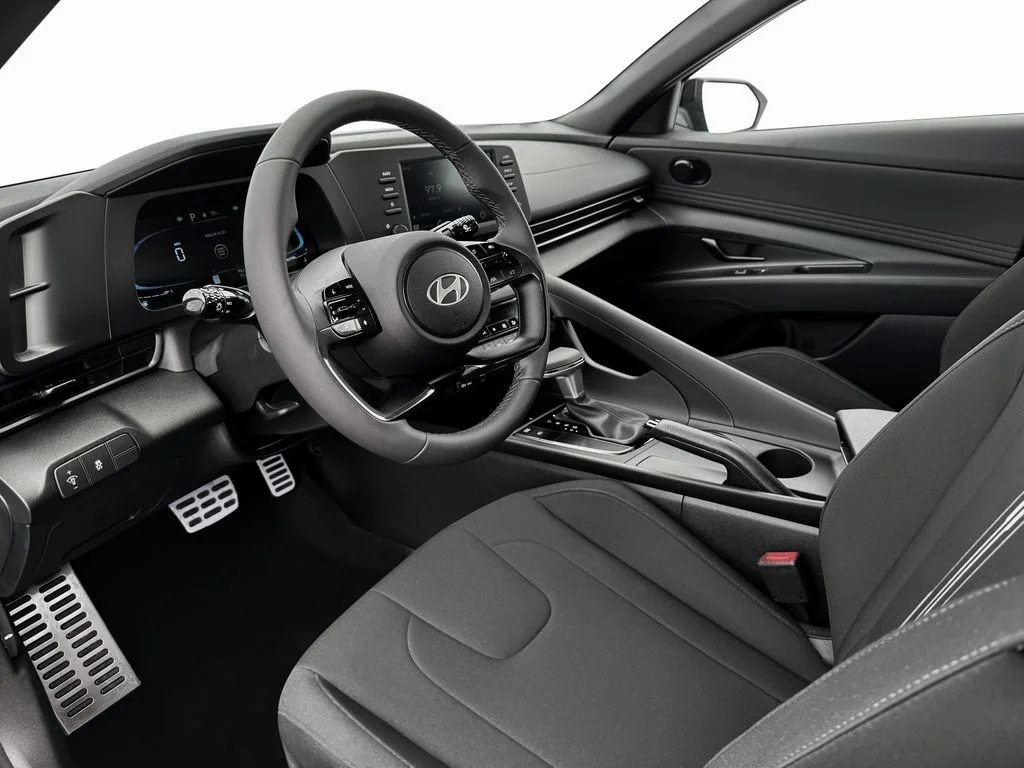 2025 Hyundai Elantra SEL - Photo 33