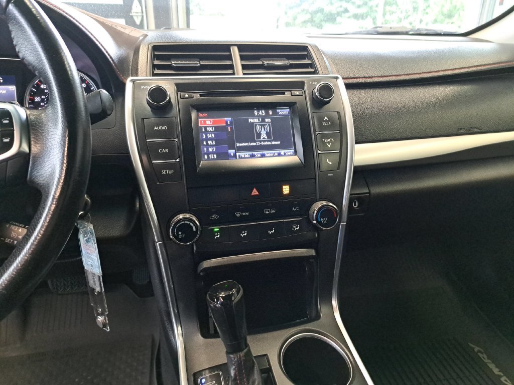 Used 2017 Black Toyota LE image 26