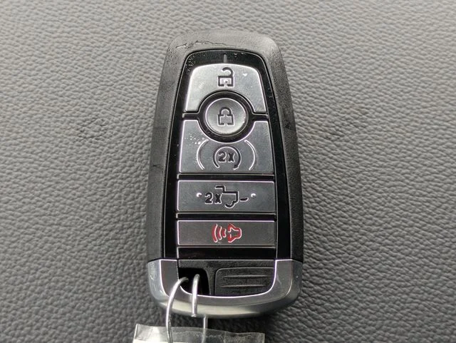 New 2026 Carbonized Gray Metallic Ford F-250® XLT image 29
