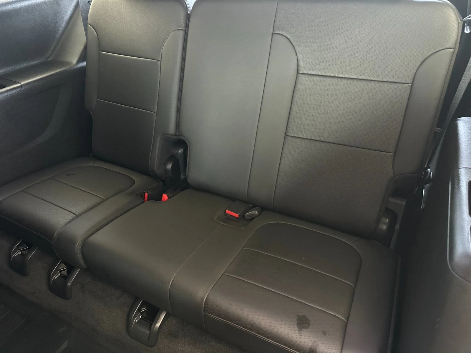 Used 2023 SUMMIT WHITE Chevrolet High Country image 15