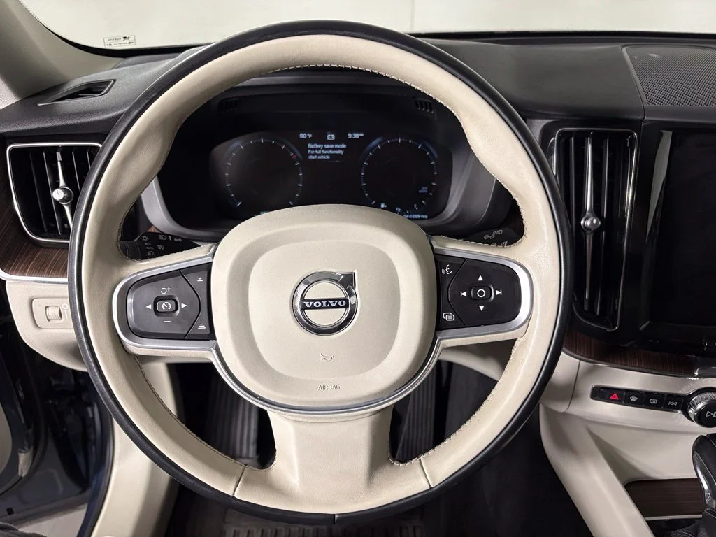 Used 2021 Blue Volvo T5 Momentum image 24