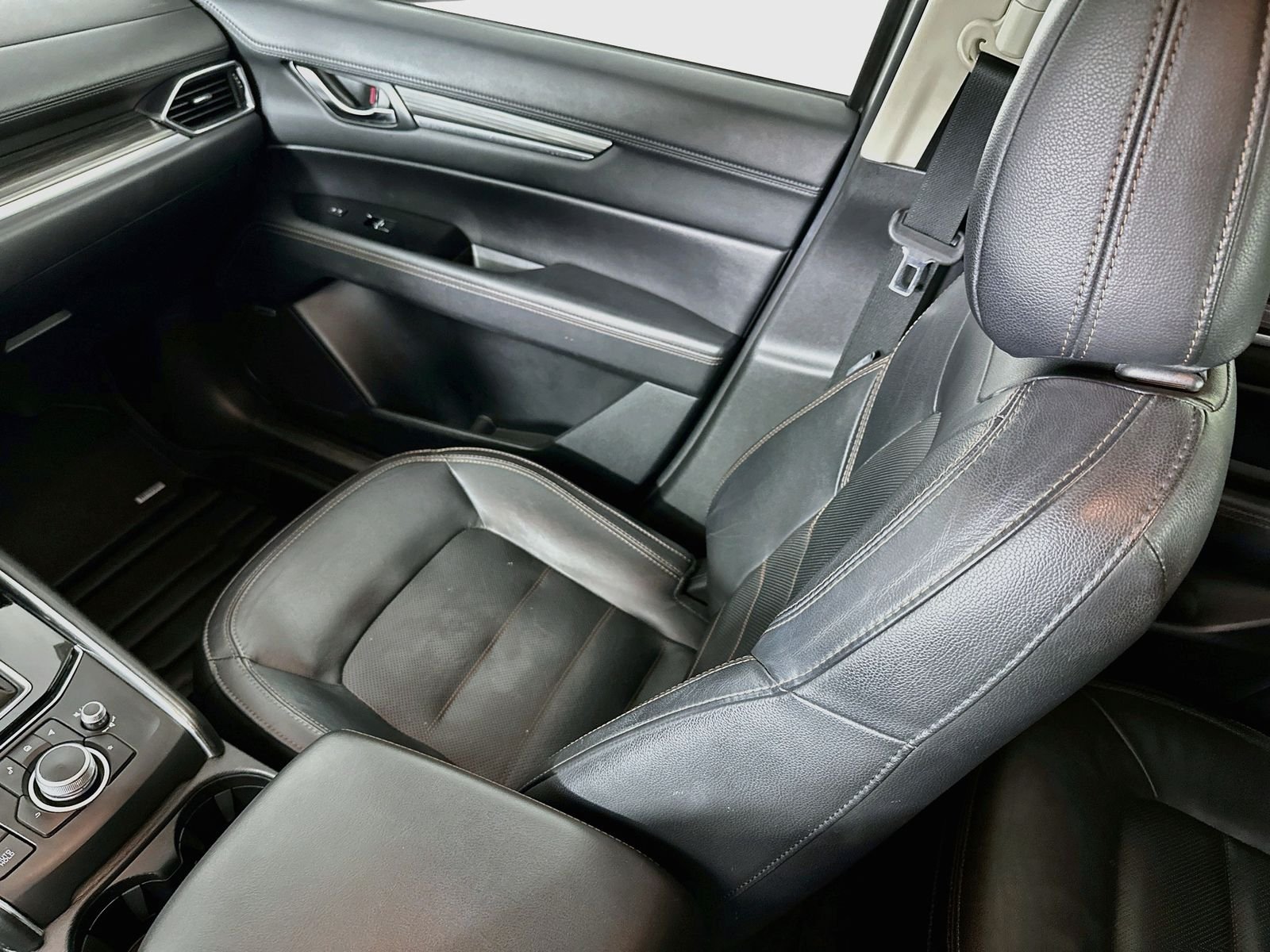 Used 2021 Eternal Blue Mica Mazda Grand Touring image 25