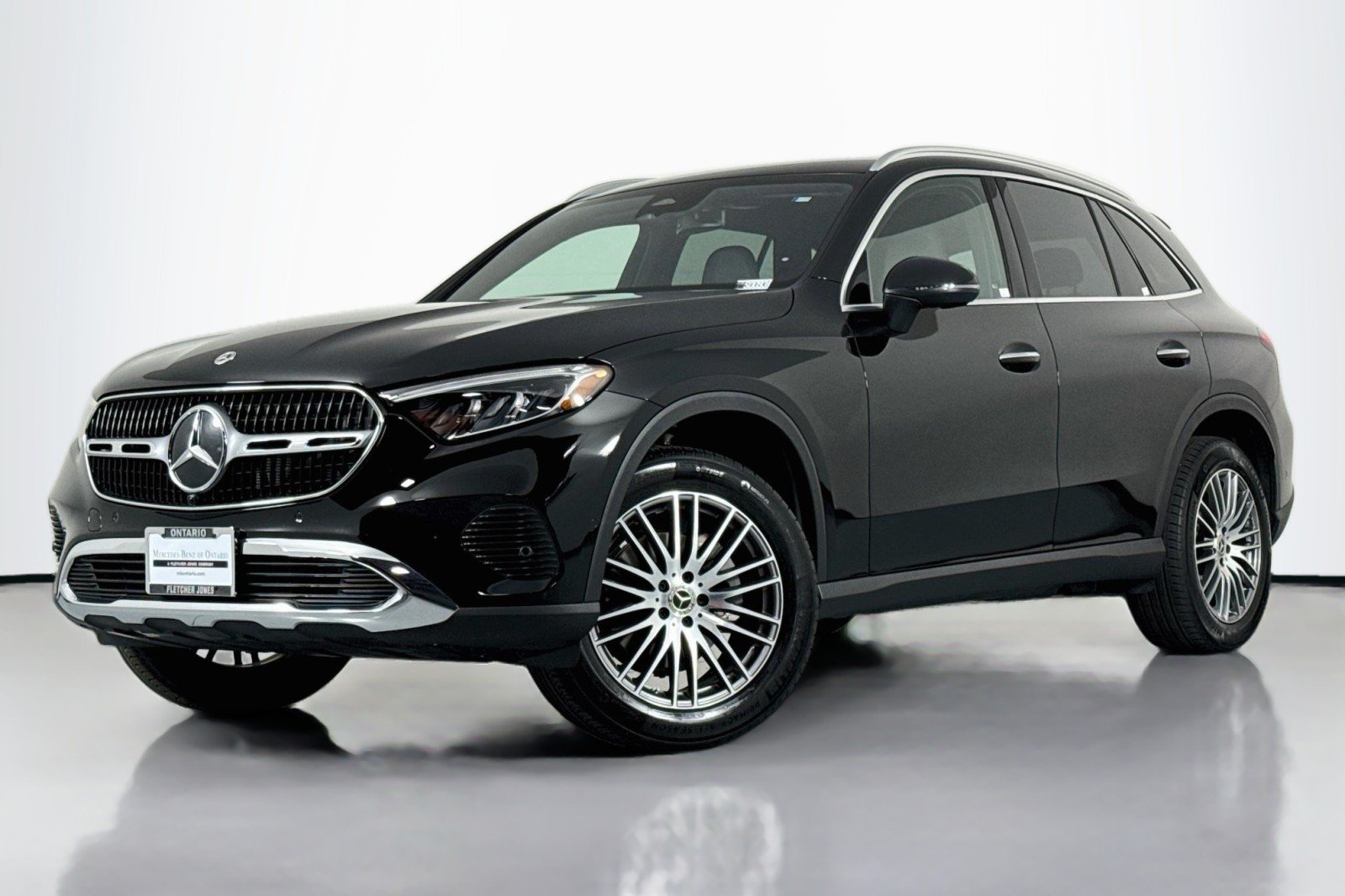 2026 Mercedes-Benz GLC GLC 300's photo