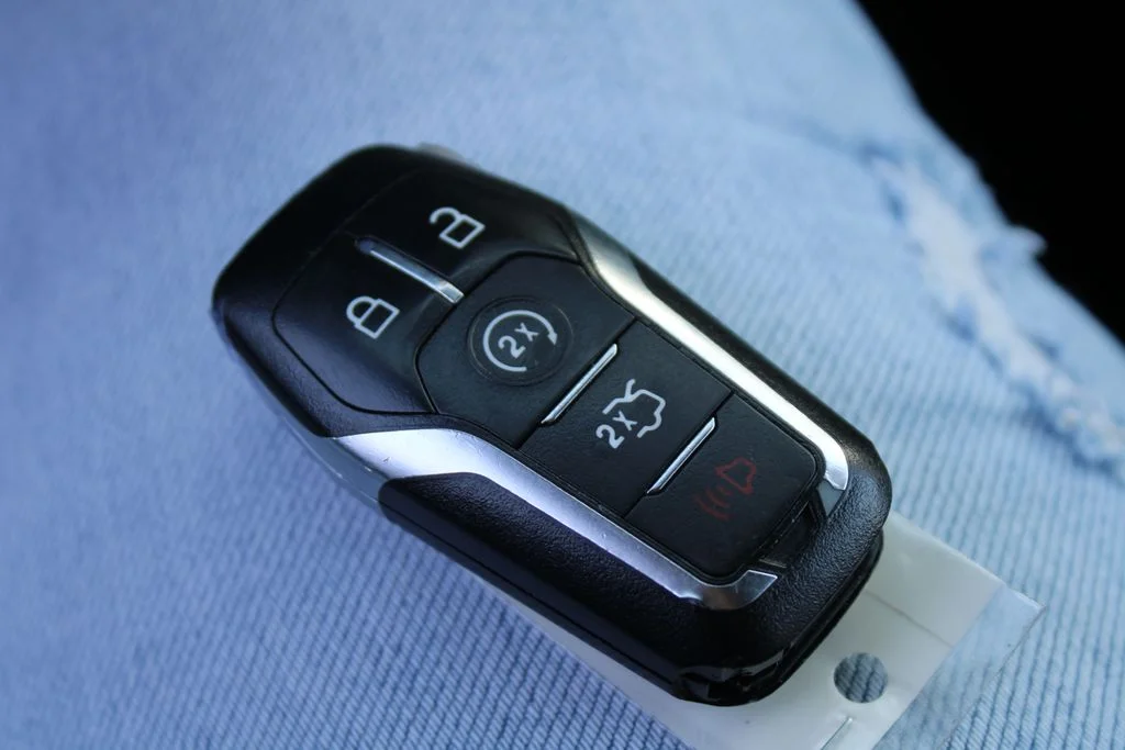 Used 2019 Blue Metallic Ford Sport image 13