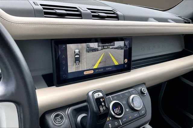 Used 2020 White Land Rover HSE image 20