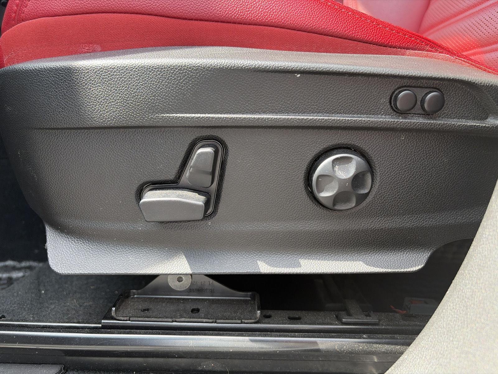 Used 2022 Moonlight Gray Metallic Alfa Romeo Sprint image 8
