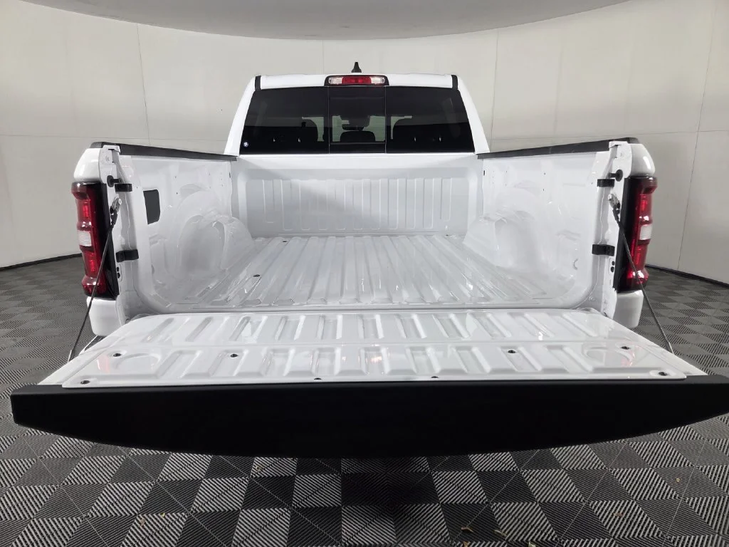 New 2026 Bright White Clear-Coat Exterior Paint RAM Big Horn image 20
