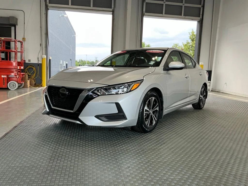 Certified Used 2022 Brilliant Silver Metallic Nissan SV image 2