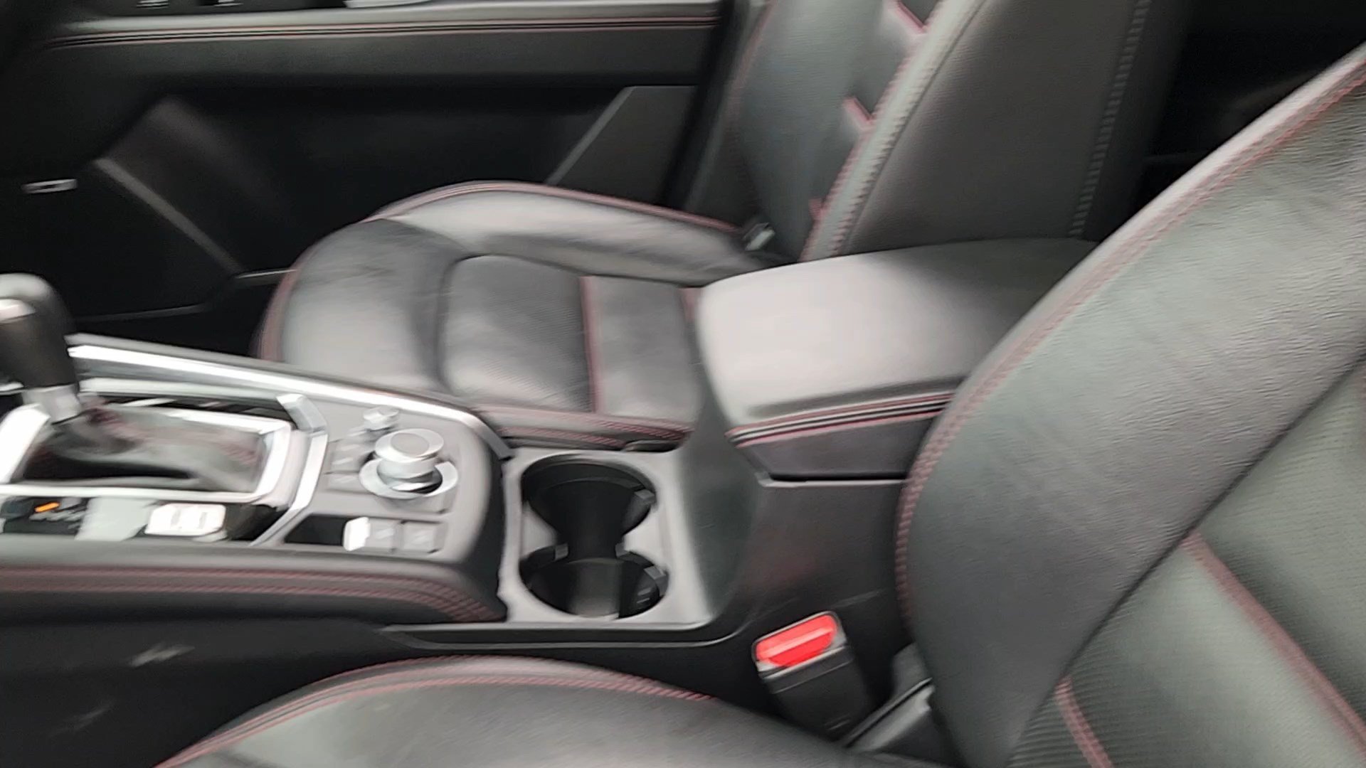 Certified Used 2025 Polymetal Gray Metallic Mazda 2.5 S Carbon Edition image 28