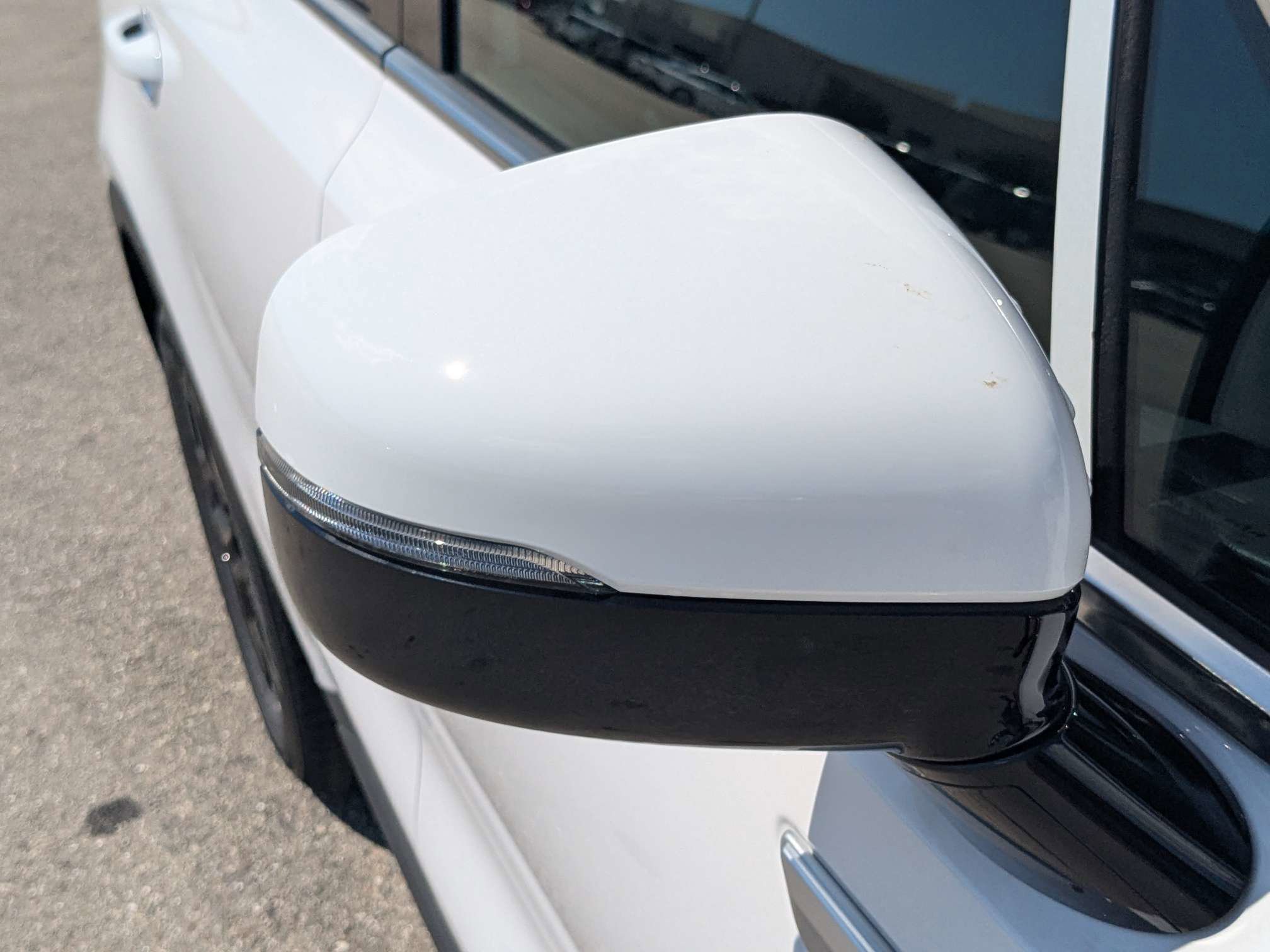 New 2026 Glacial White Kia S image 12