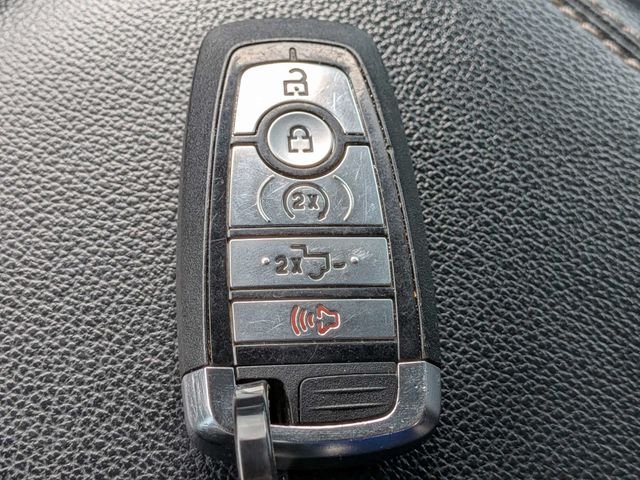 Used 2021 White Ford Lariat image 35