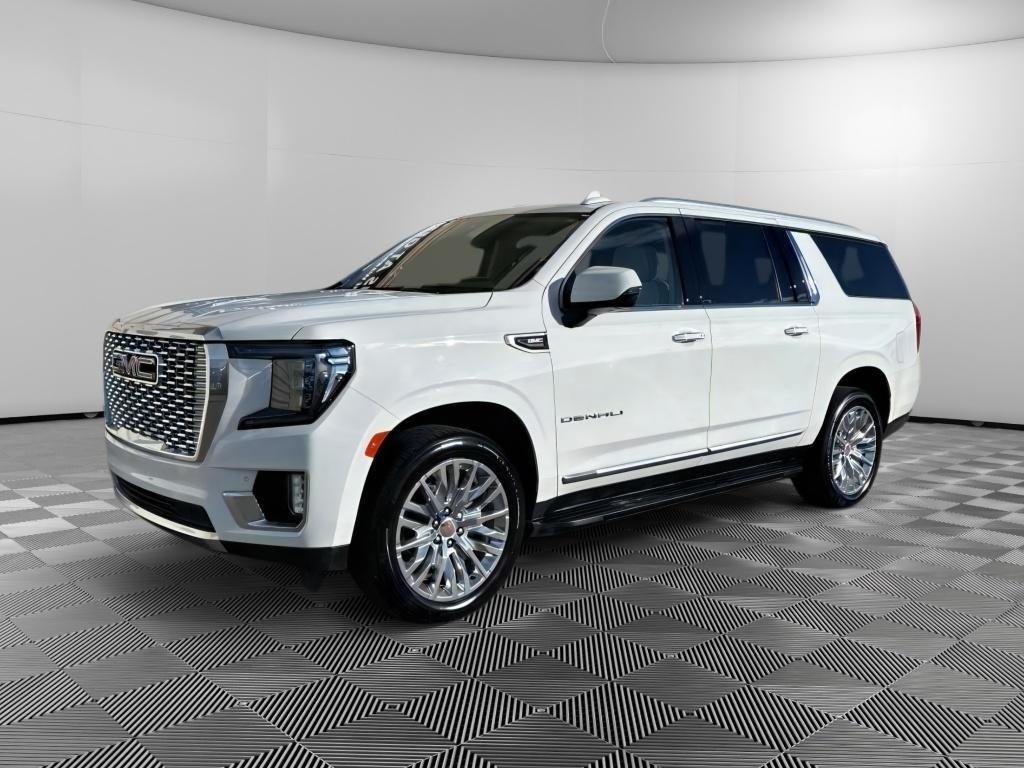 2024 GMC Yukon Denali AWD's photo