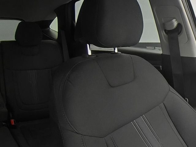 Used 2023 Gray Hyundai SEL image 33