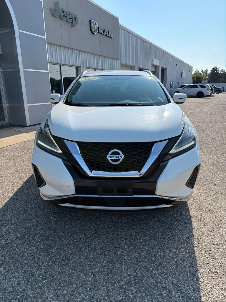 Used 2020 White Nissan S image 2