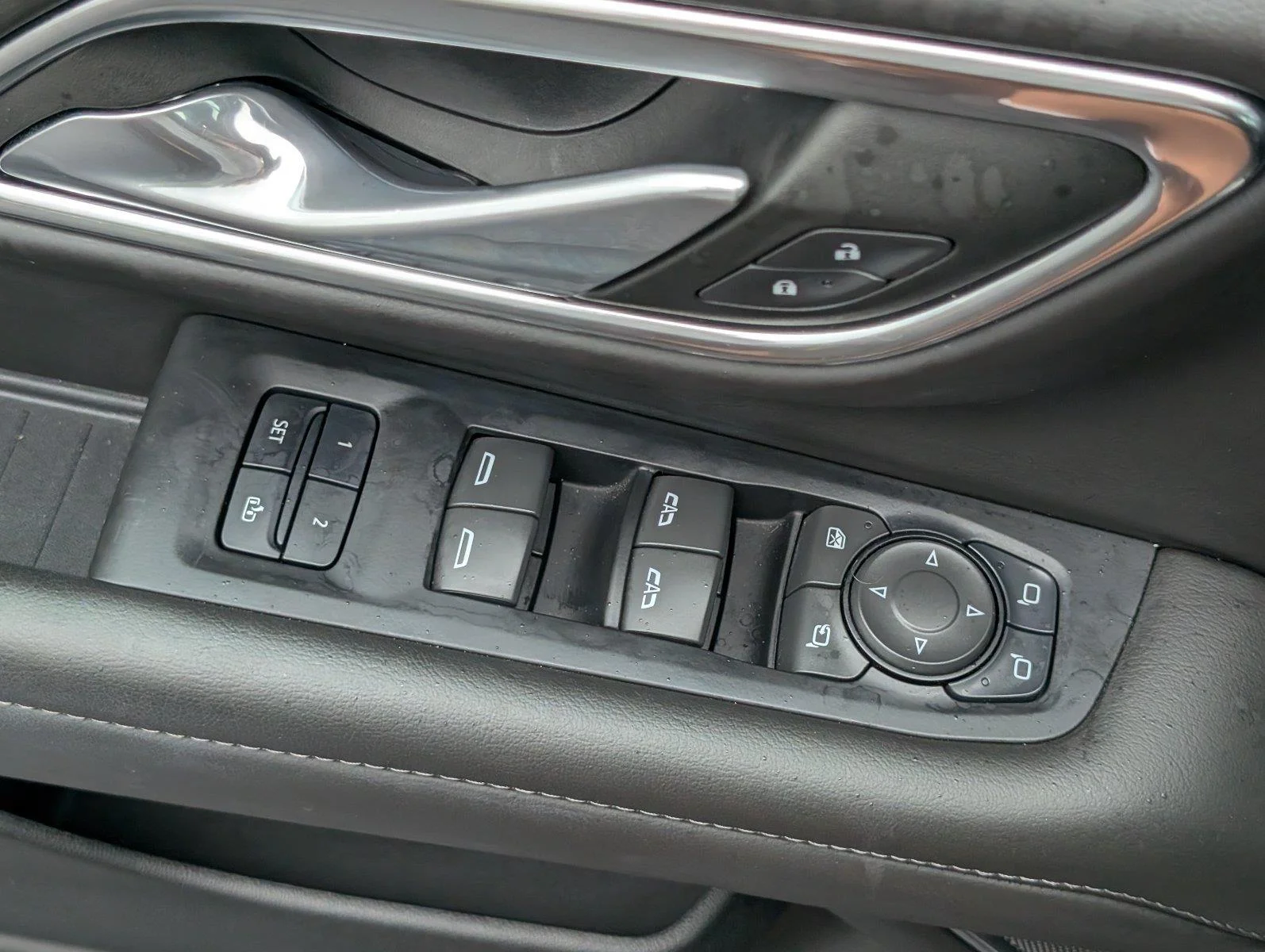 Used 2024 Black Chevrolet Z71 image 19