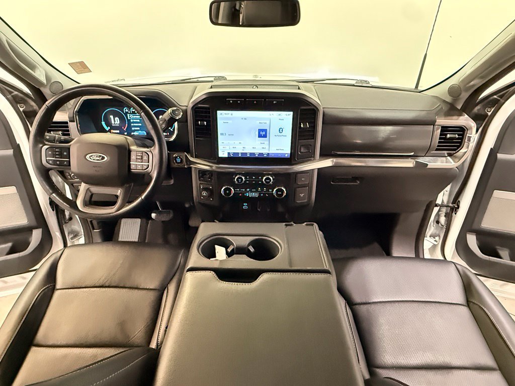 Used 2022 Oxford White Ford Lariat image 17