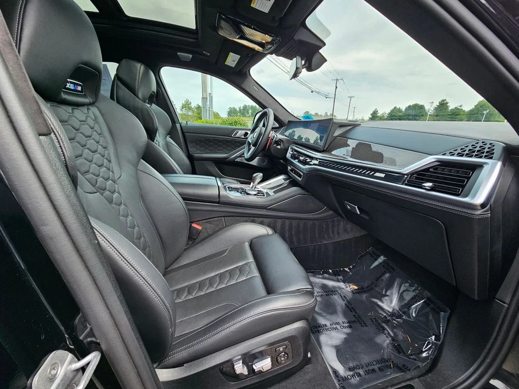 Certified Used 2025 Black Sapphire Metallic BMW Base image 15