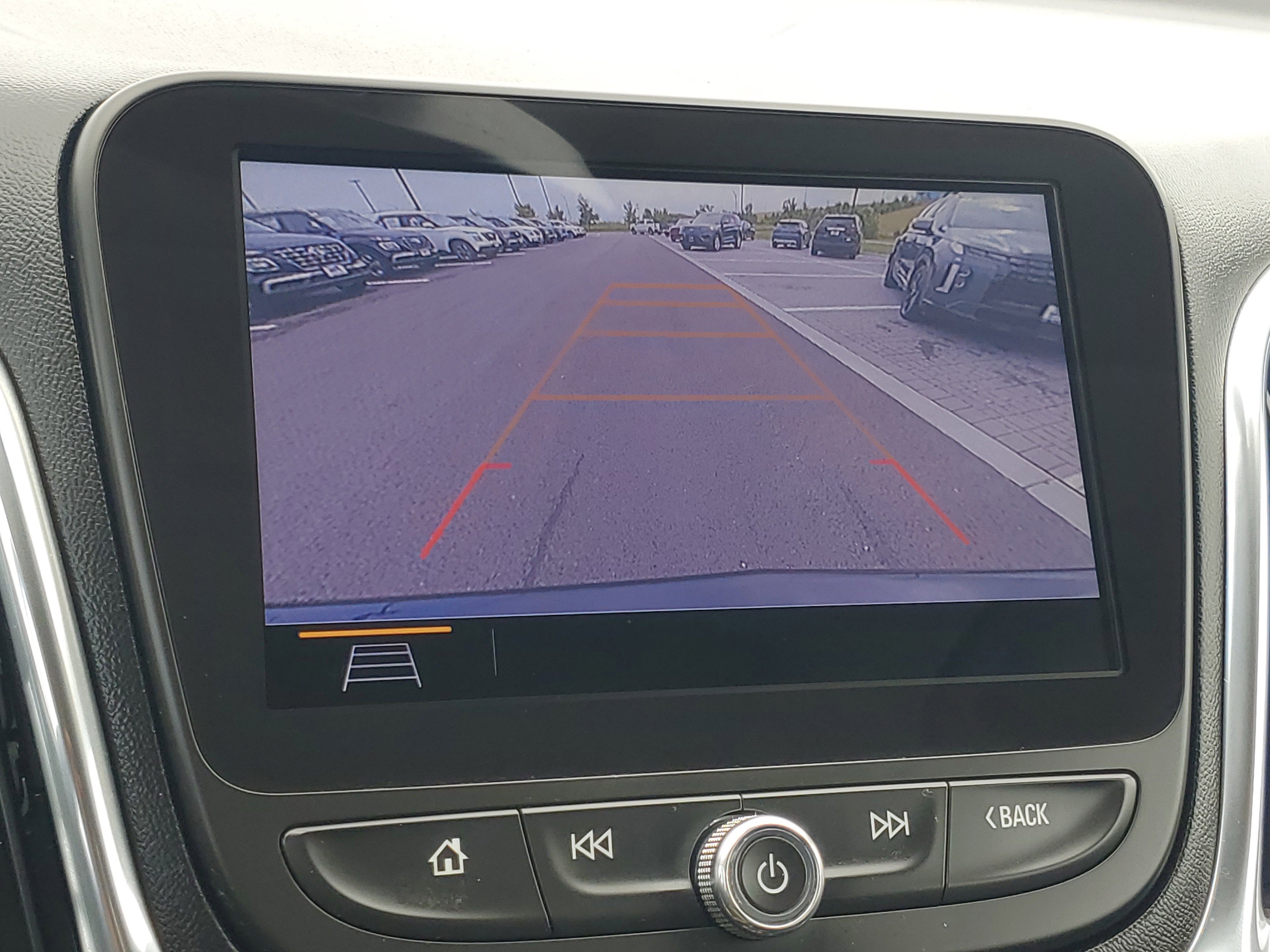 Used 2020 Mosaic Black Metallic Chevrolet LT image 31