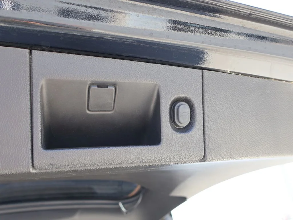 Used 2019 Black Chevrolet LT image 16
