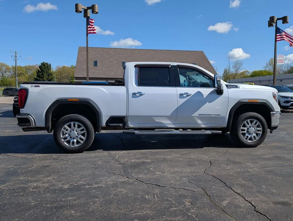 Used 2020 White GMC SLT image 8