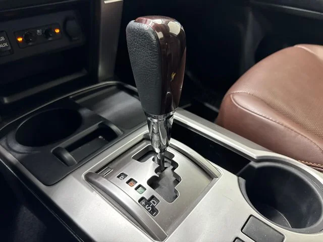 Used 2017 Blizzard Pearl Toyota Limited image 29