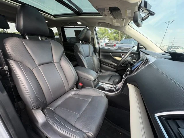 Used 2022 Silver Subaru Limited image 30
