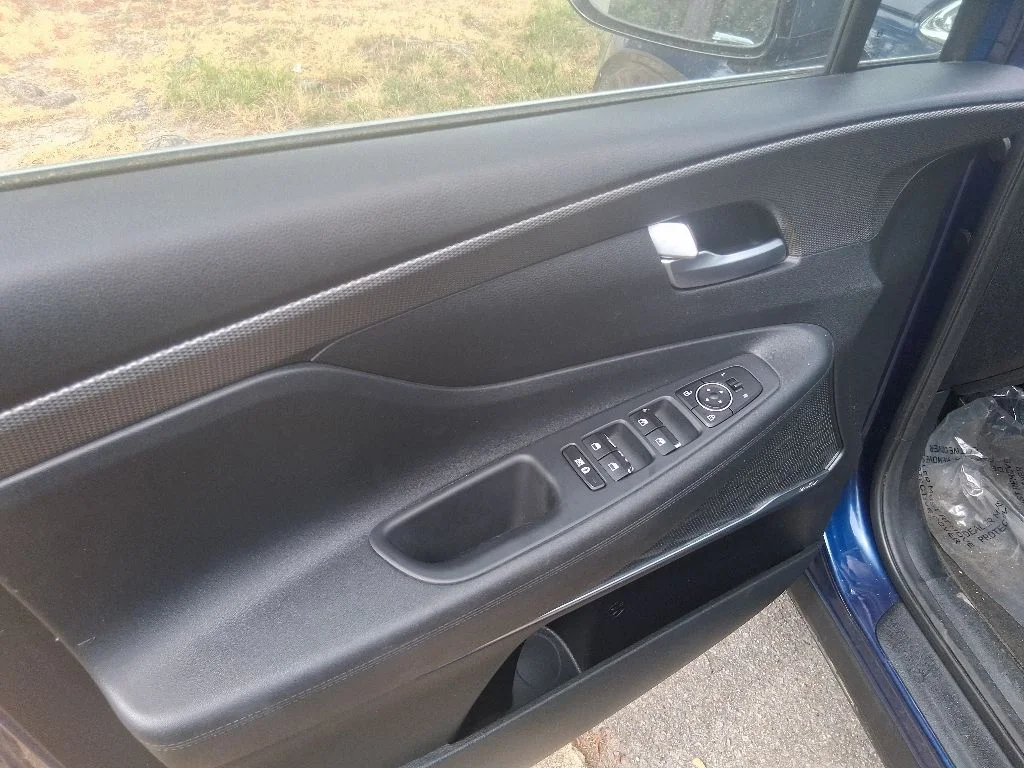 Used 2020 Blue Hyundai SEL image 8