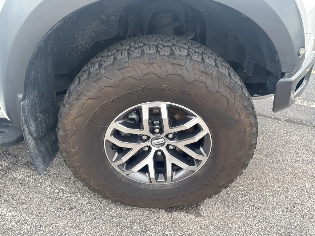 Used 2018 White Ford Raptor image 45