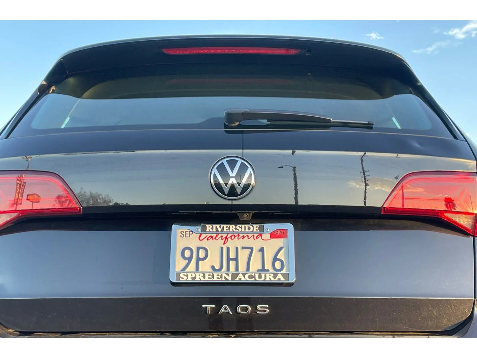 Used 2024 Deep Black Pearl Volkswagen S image 42
