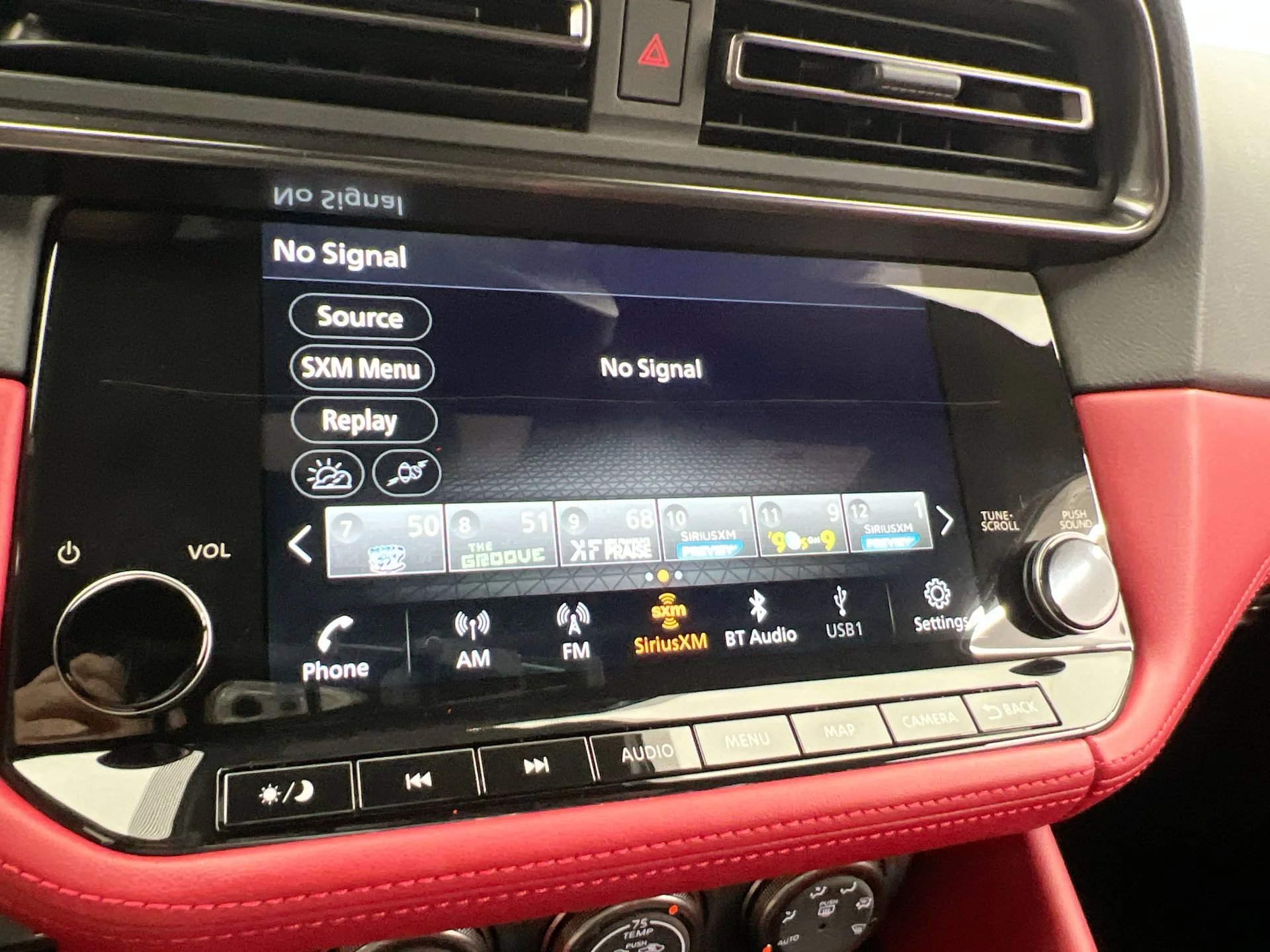 Used 2025 Gray Nissan Performance image 27