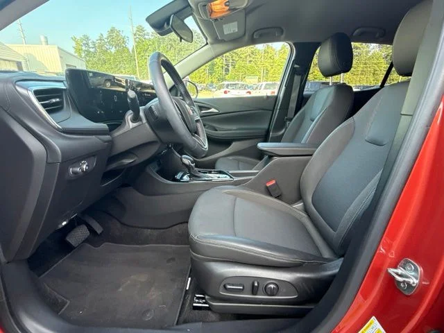 Used 2024 Red Buick Preferred image 22