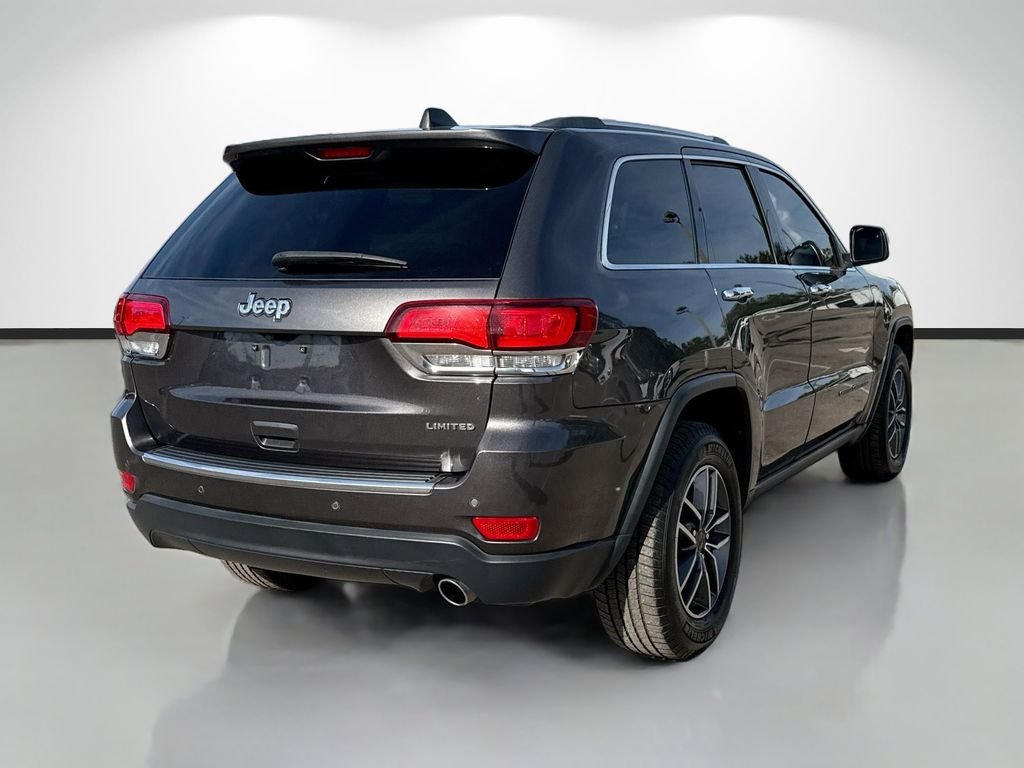Used 2020 Gray Jeep Limited image 3