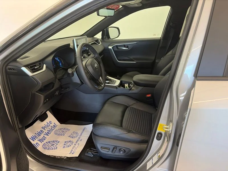 Used 2020 Silver Toyota XSE image 22