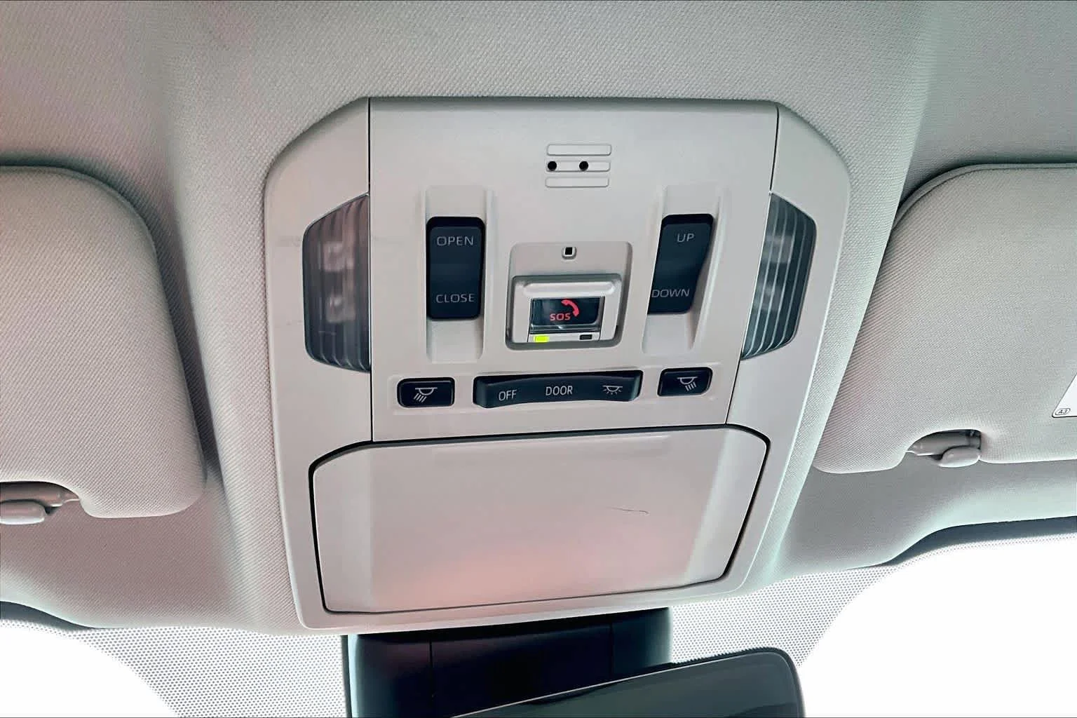 Used 2021 Magnetic Gray Metallic Toyota XLE image 33