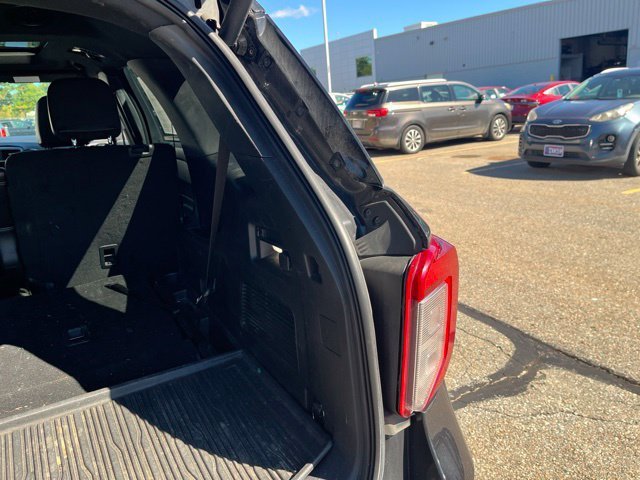 Used 2022 Black Metallic Ford ST image 19