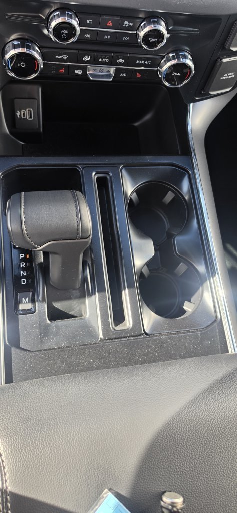 New 2026 Carbonized Gray Metallic Ford XLT image 24