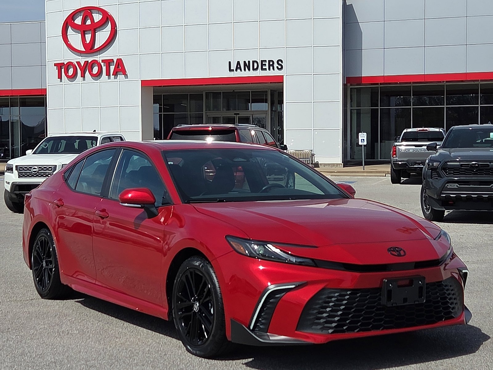 2025 Toyota Camry SE