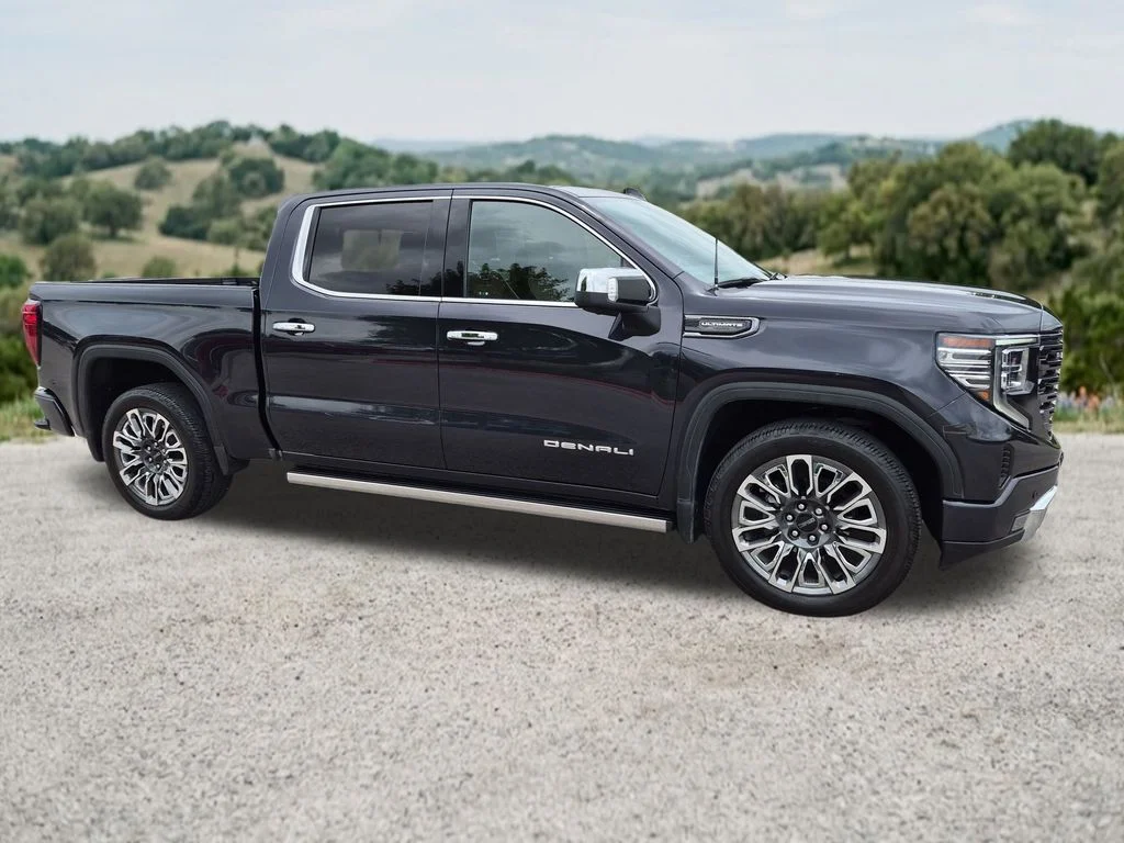 Used 2023 Silver GMC Denali Ultimate image 14