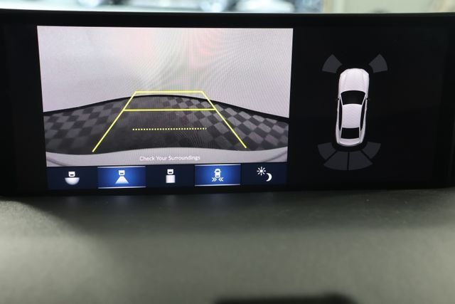 Used 2024 White Acura Technology Package image 18